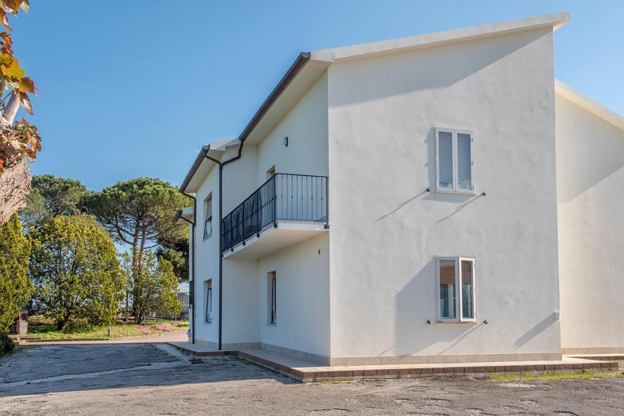 A11 - Varano, Delizioso Trilocale Con Giardino Анкона Экстерьер фото